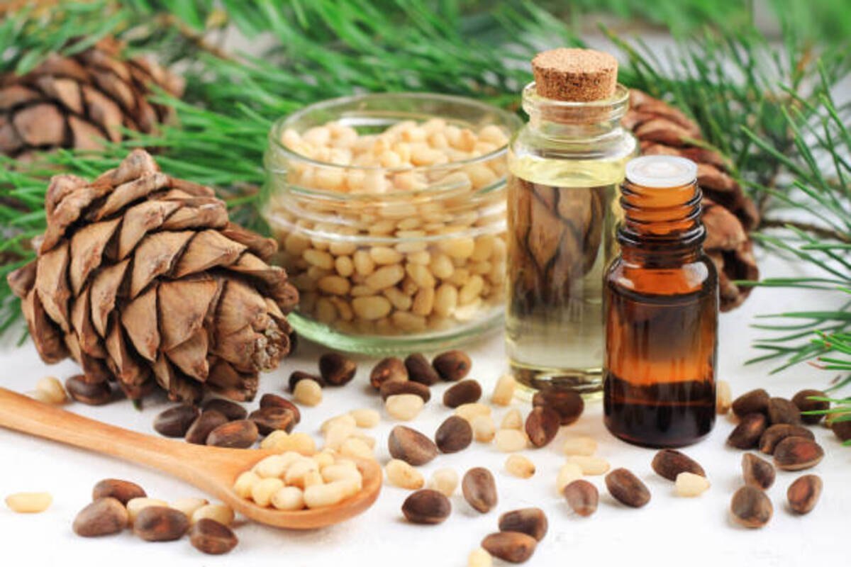 Cedarwood Oil Manufacturers